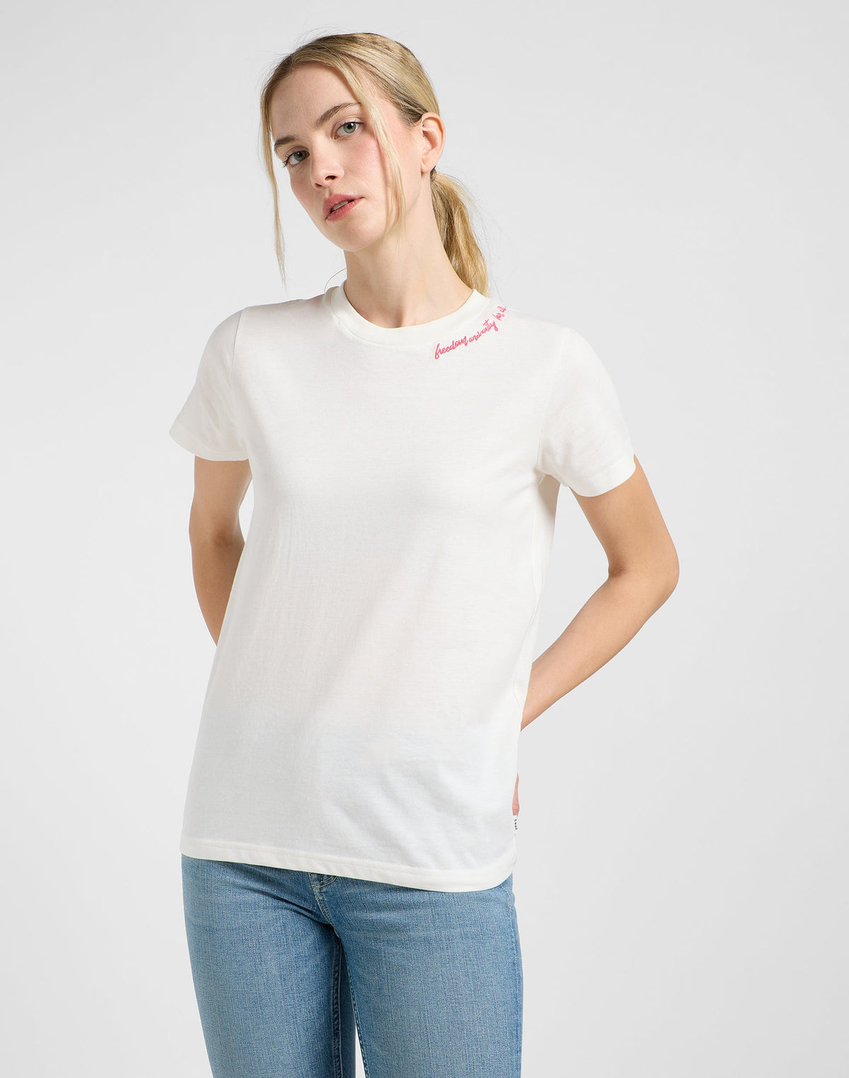 Little Embroidery Tee in Ecru