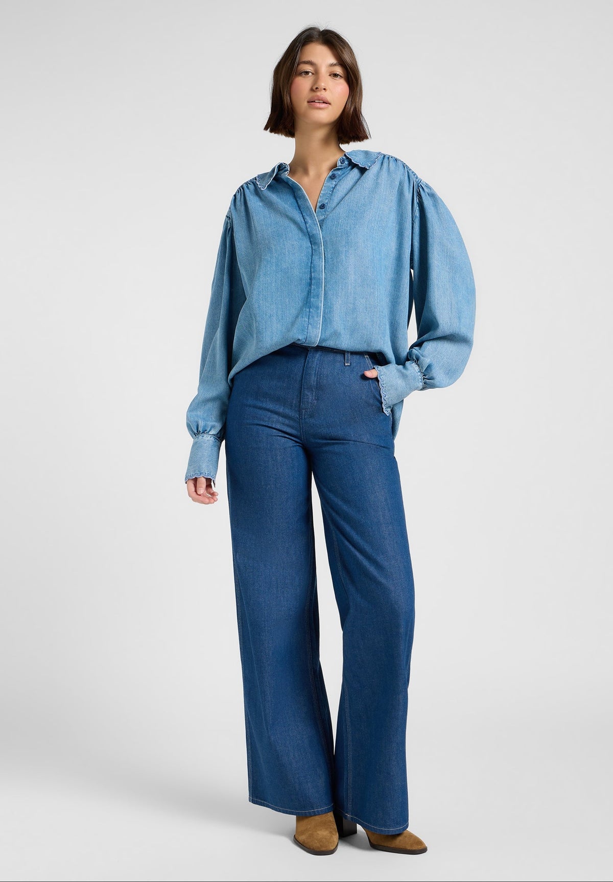 Statement Collar Shirt in Indigo Rum