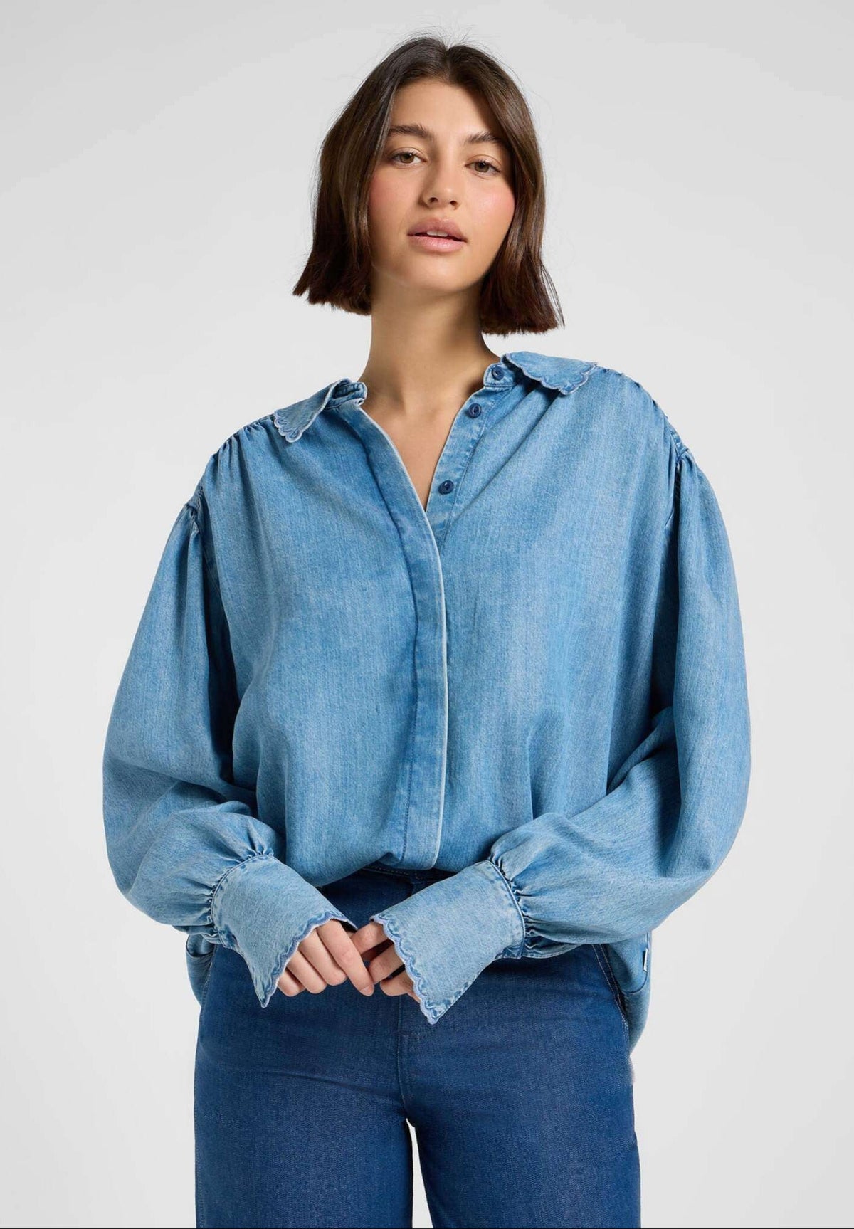 Statement Collar Shirt in Indigo Rum