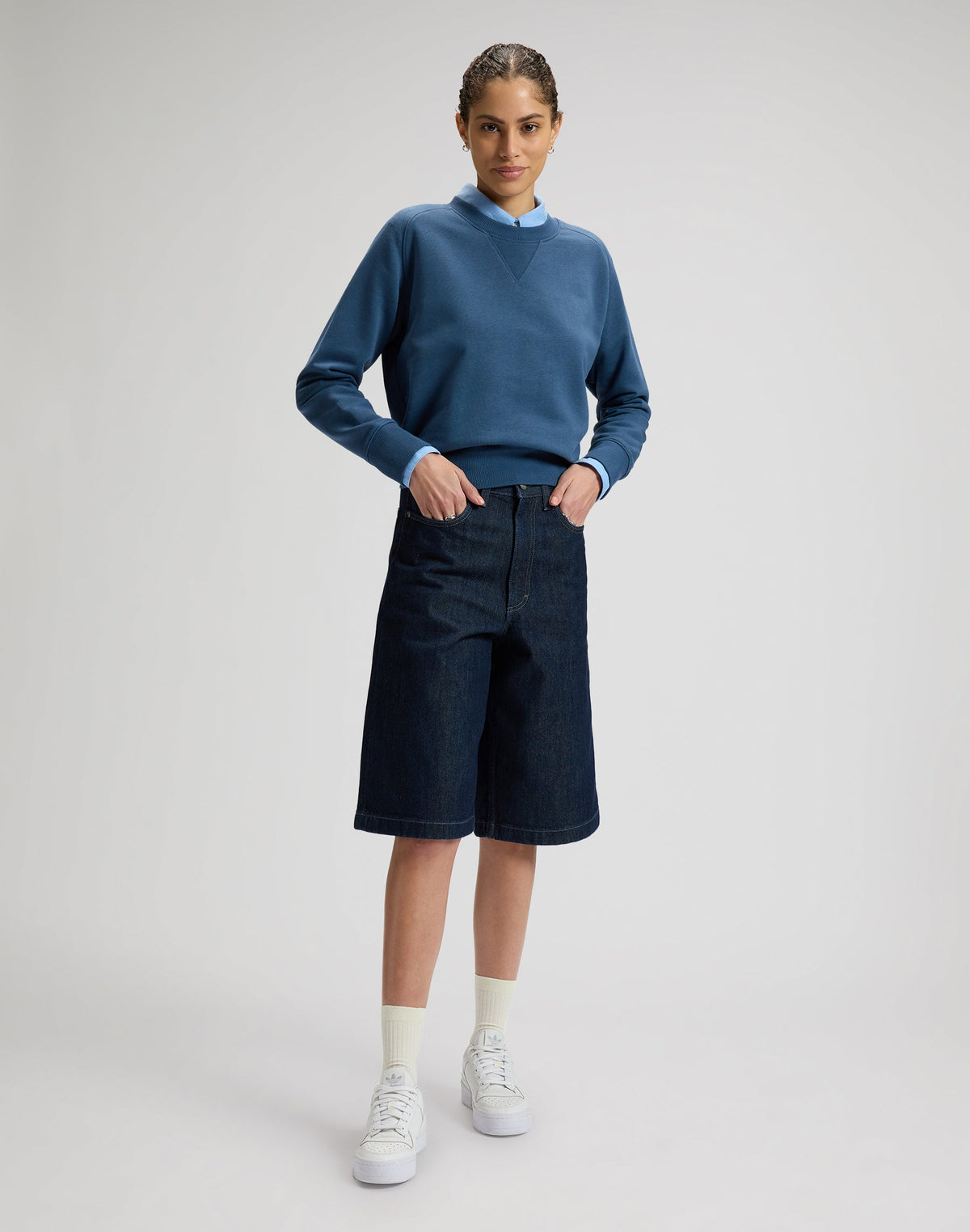 Raglan Crew Sweatshirt in Academy Blue