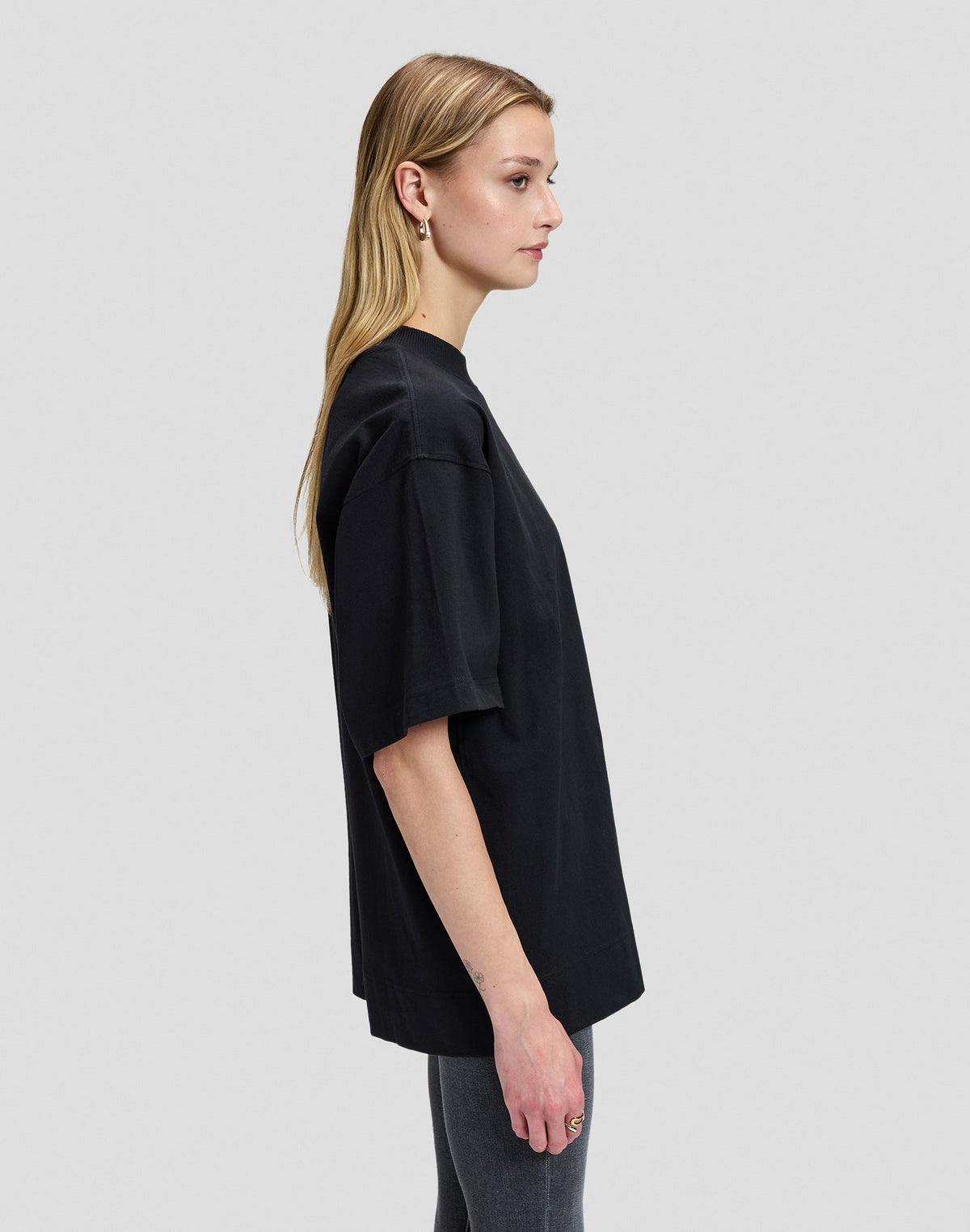 T-Shirt Elongated Boxy in Black
