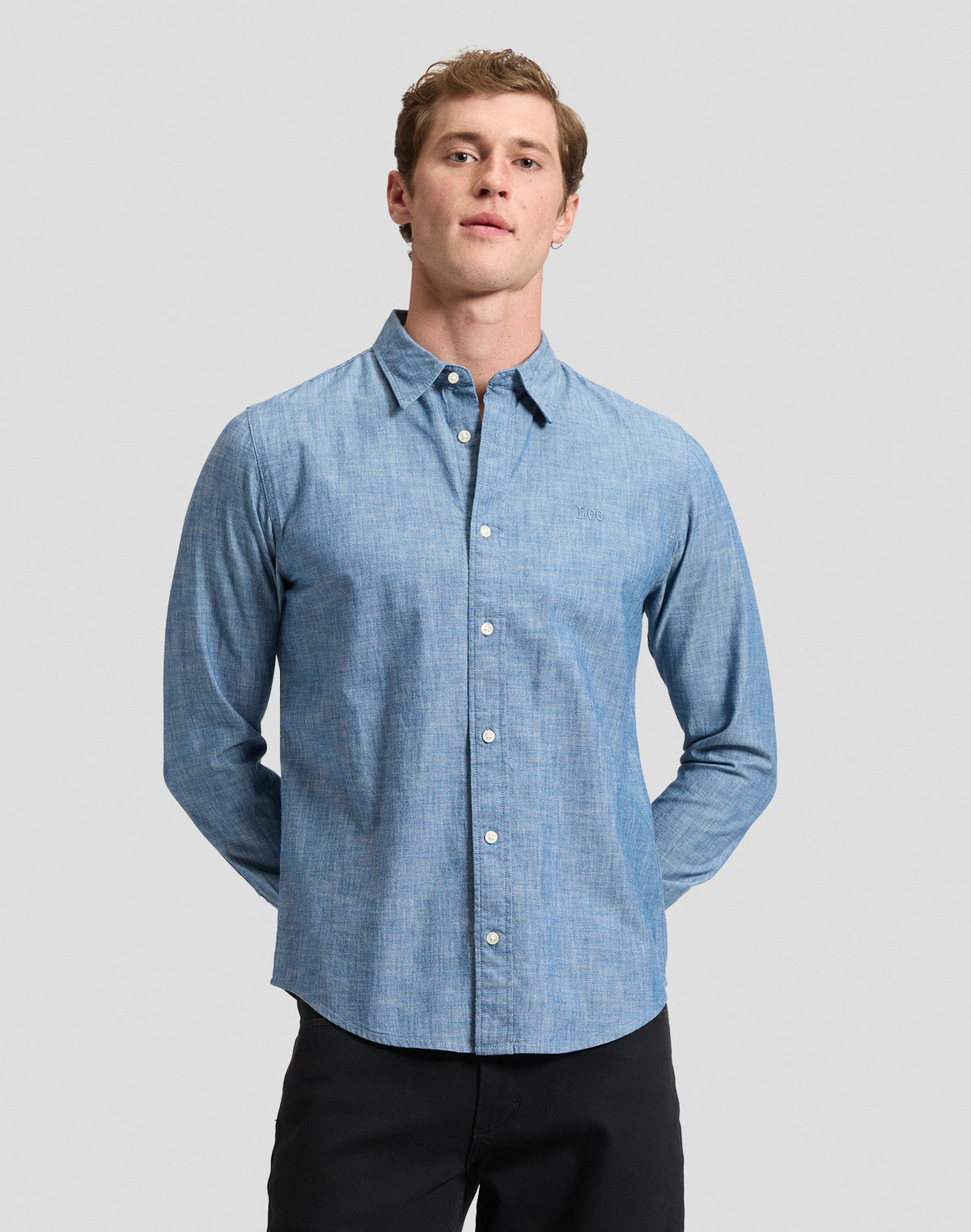 Hemd Lee in Mid Chambray