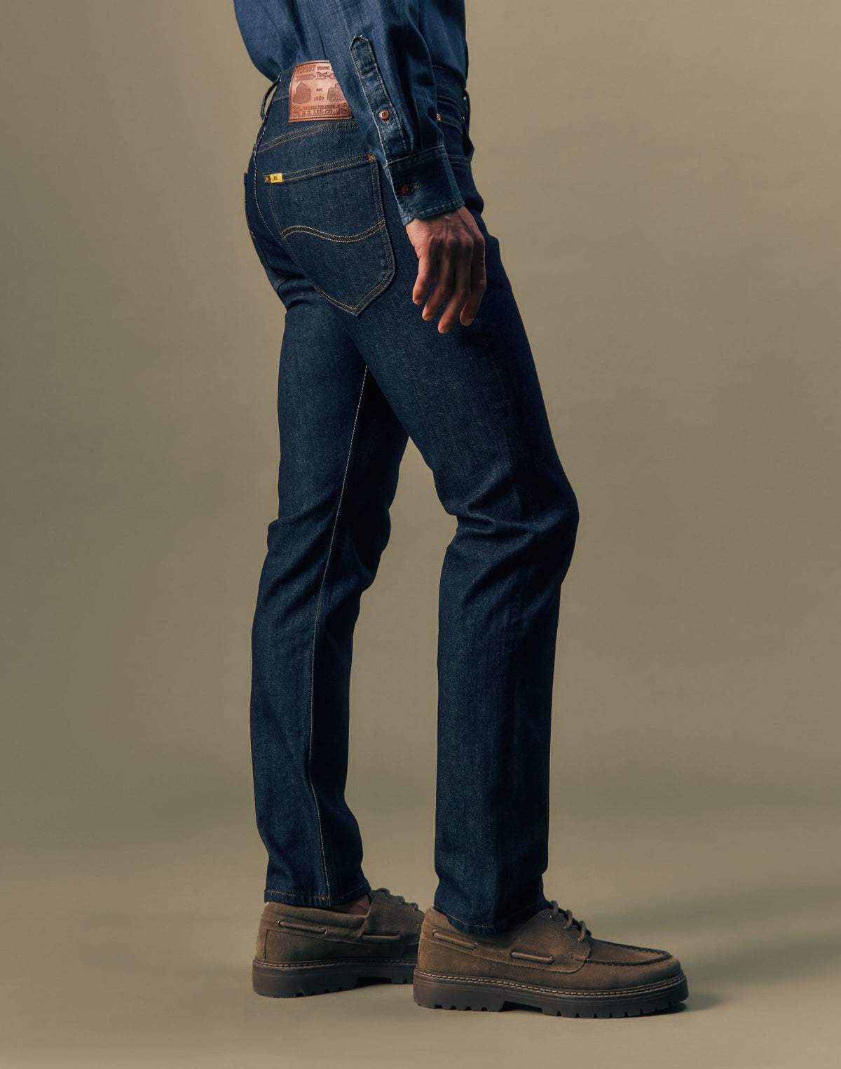 Jeans Slim Straight in Pure Gold