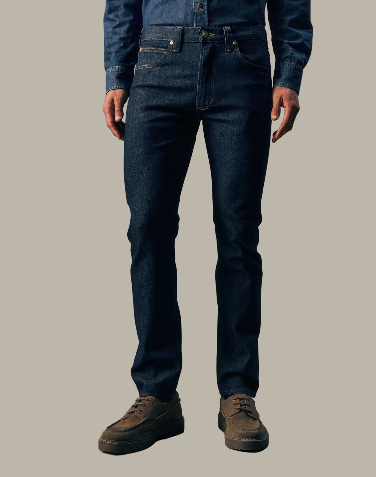 Jeans Slim Straight in Pure Gold