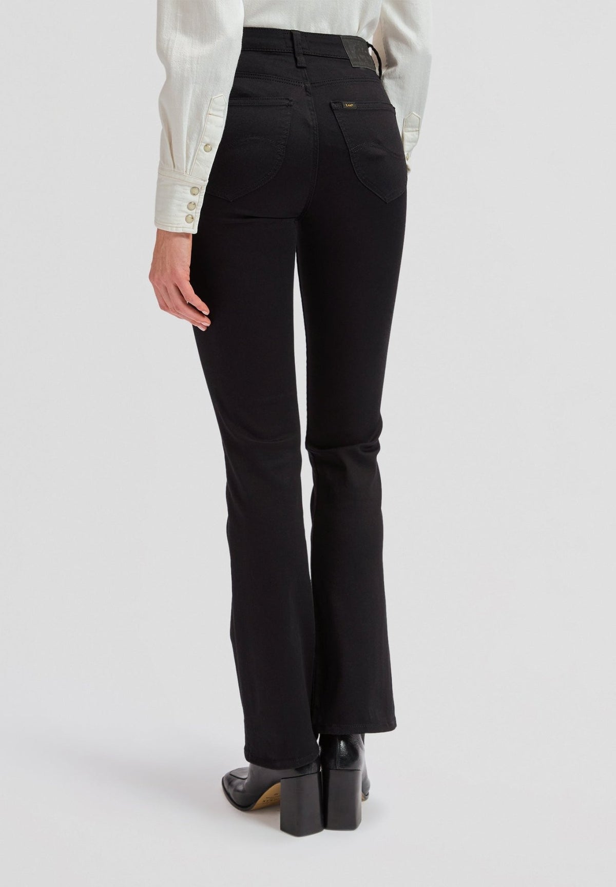 Breese Bootcut in Black Rinse - LEE Schweiz