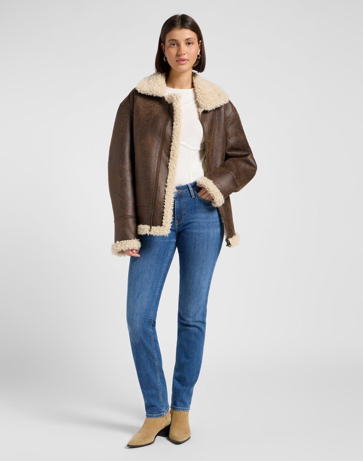 Elly in Hidden Lagoon - LEE Schweiz