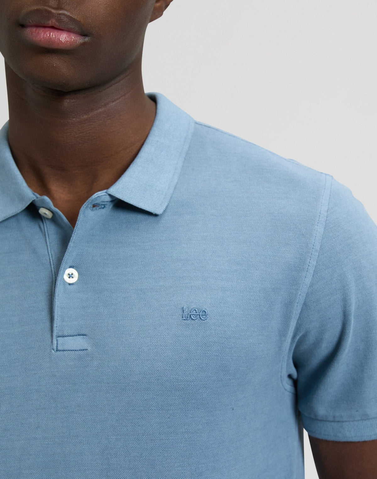 Garment Dye Polo in Dustier Blue - LEE Schweiz