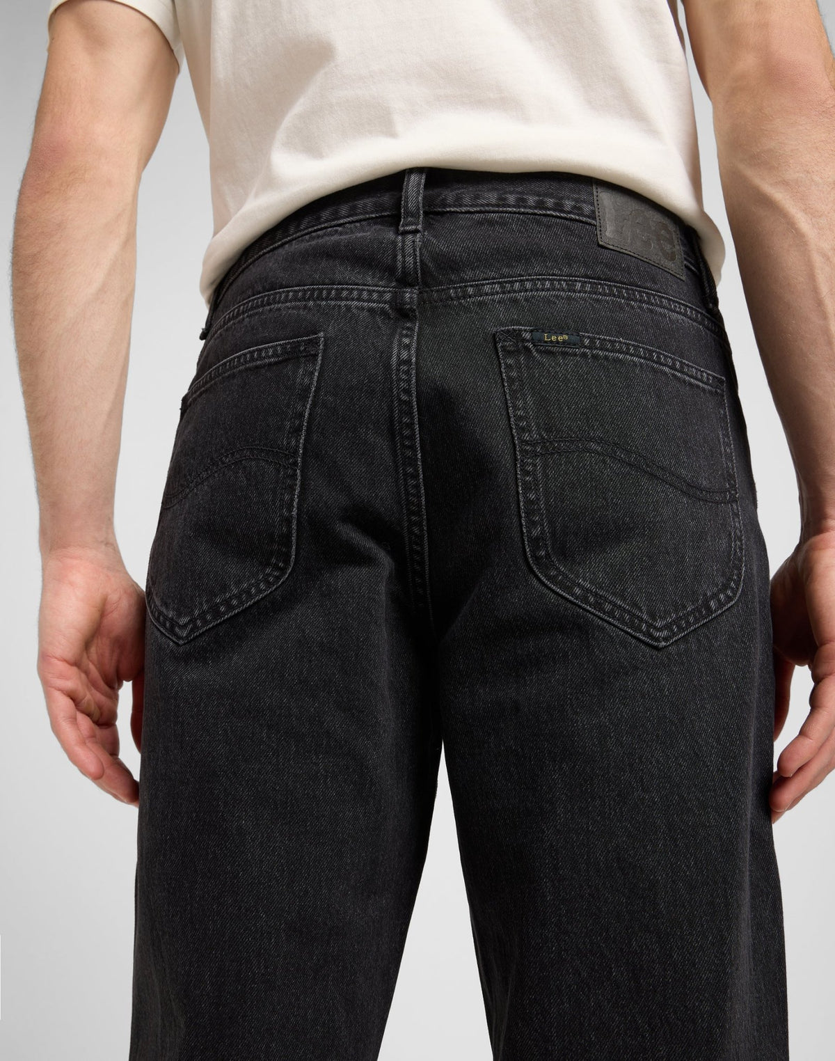 Haden in Cerberus - LEE Schweiz