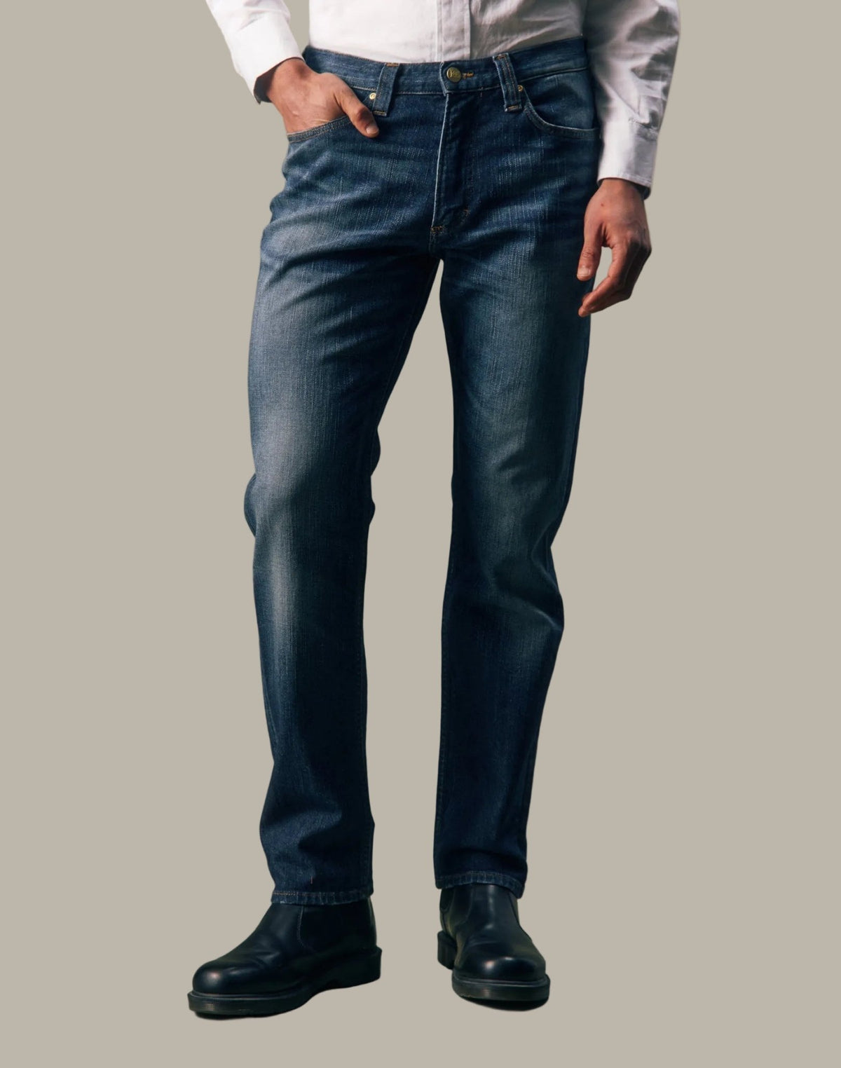 Jeans Regular Tapered in Gold Sunday - LEE Schweiz