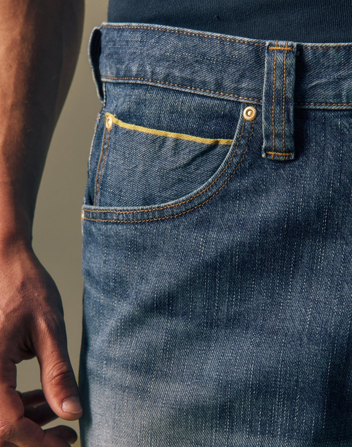 Jeans Relaxed Tapered in Golden Hour - LEE Schweiz