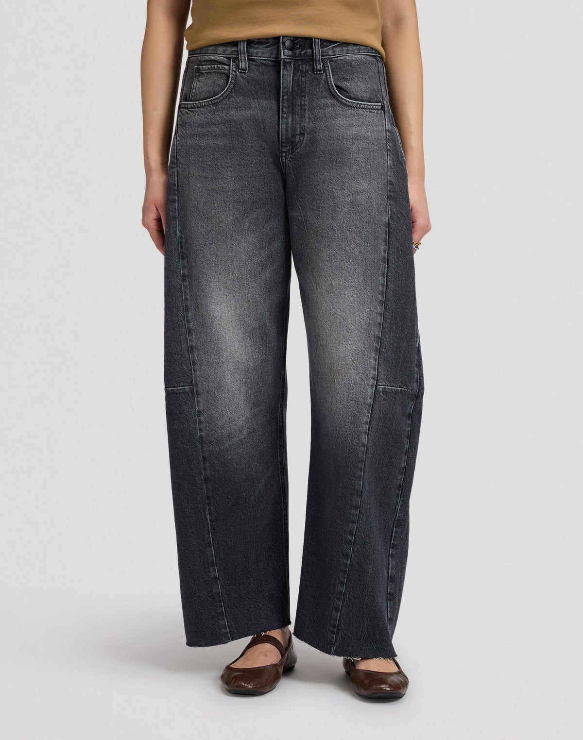Jeans Rider Barrel in Charred Black - LEE Schweiz