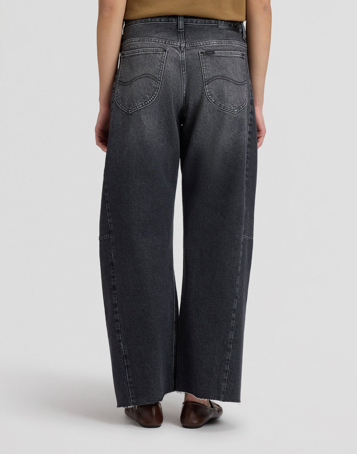 Jeans Rider Barrel in Charred Black - LEE Schweiz