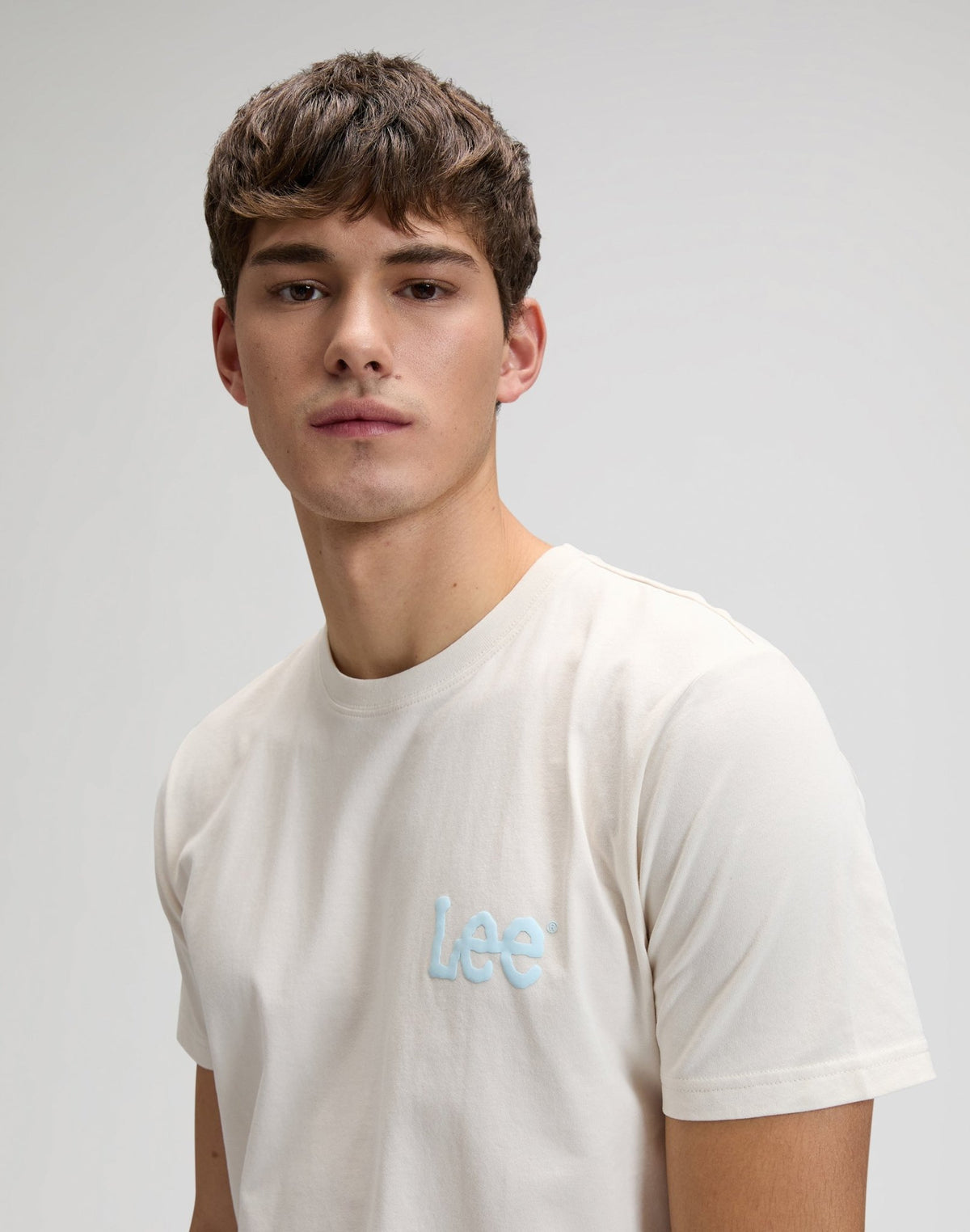 Medium Wobbly Lee Tee in Natural - LEE Schweiz
