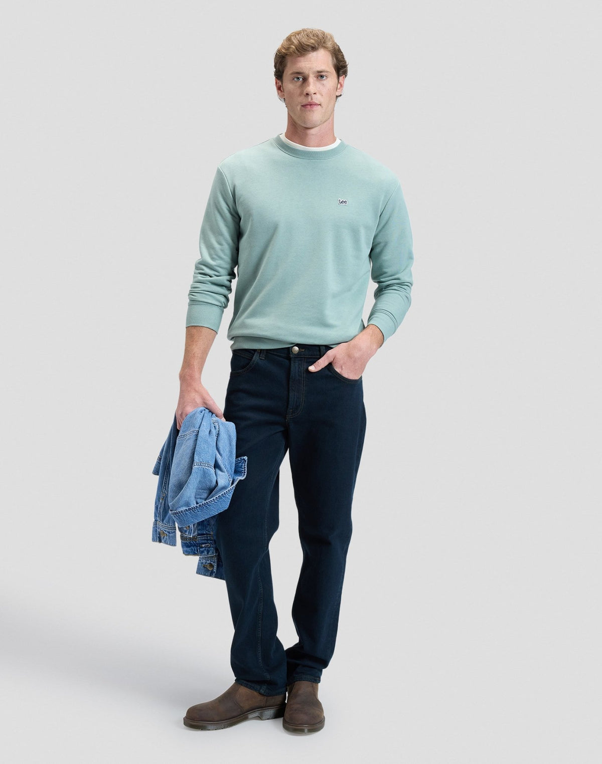 Patch Crew Sweatshirt in Desert Sage - LEE Schweiz