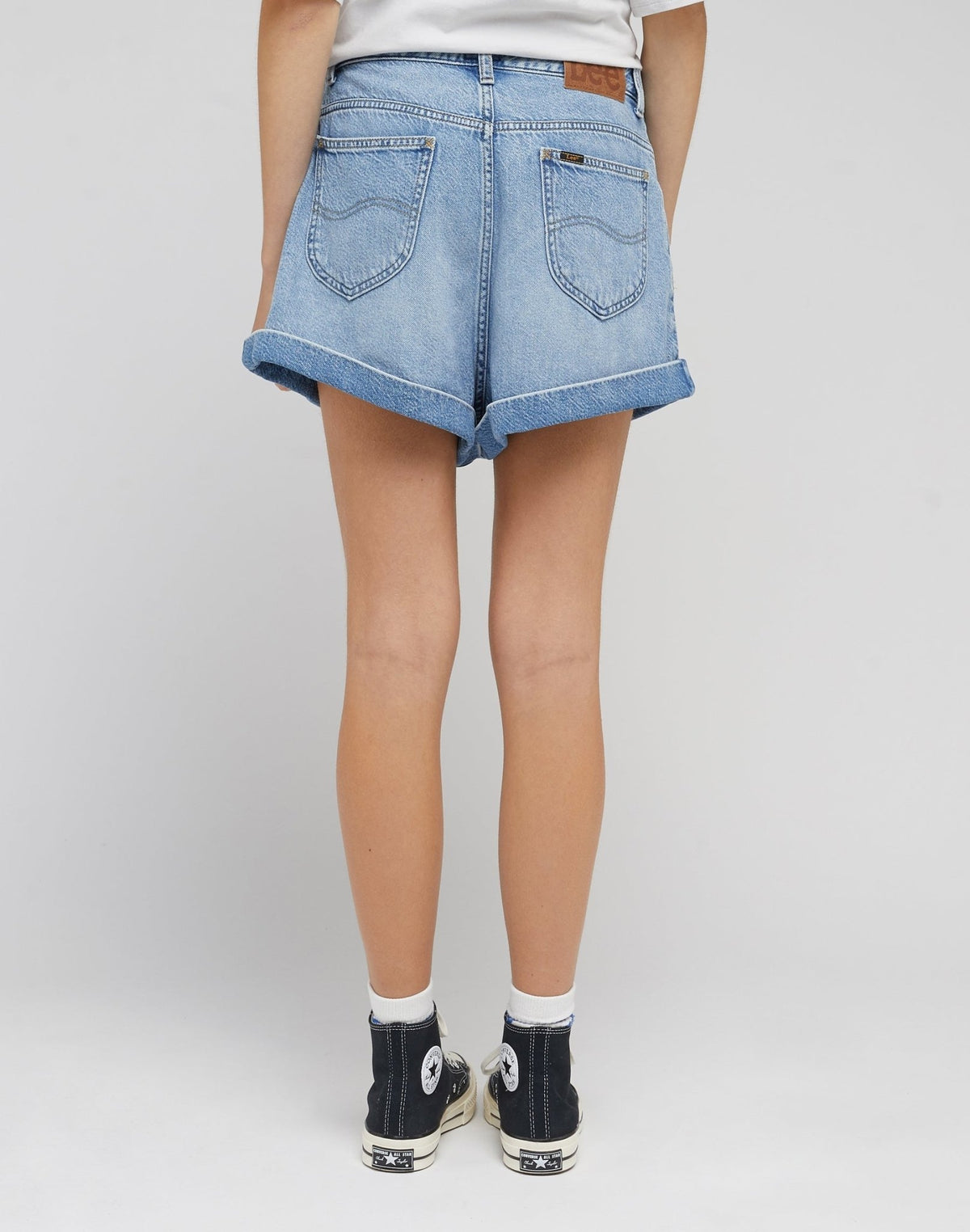 Pleated Short in Frosted Blue - LEE Schweiz