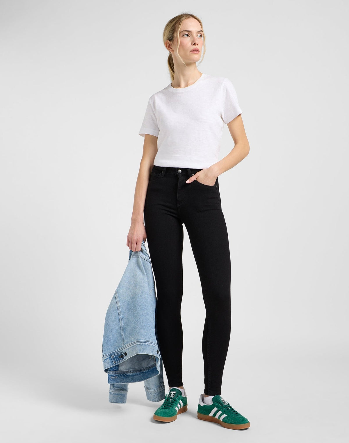 Scarlett High in Black - LEE Schweiz