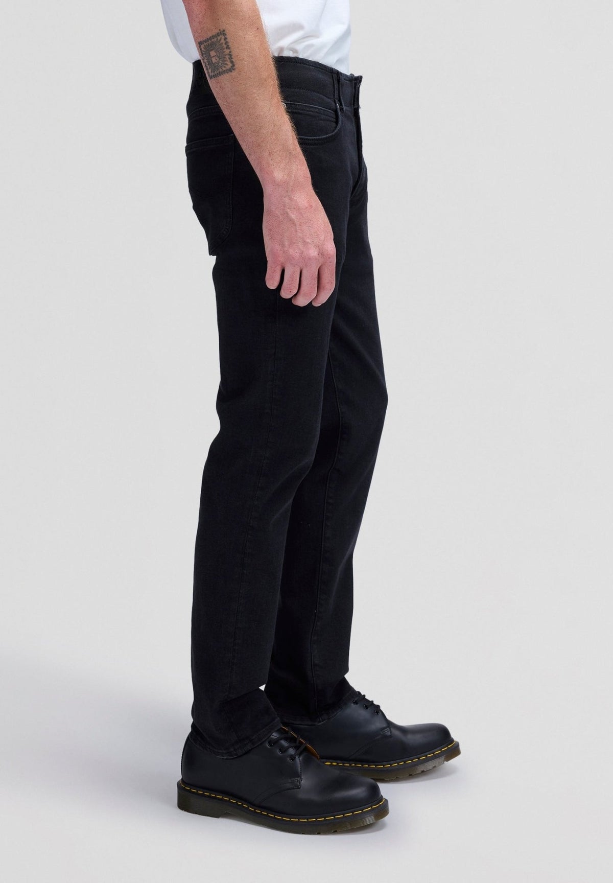 Straight Fit MVP in Black - LEE Schweiz