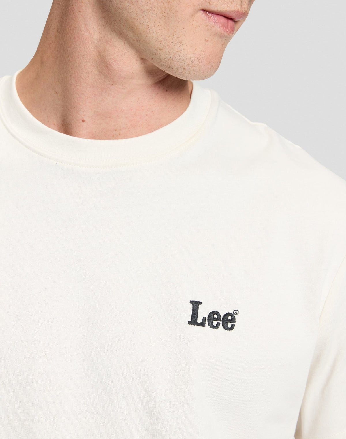 T-Shirt Small Logo in Ecru - LEE Schweiz