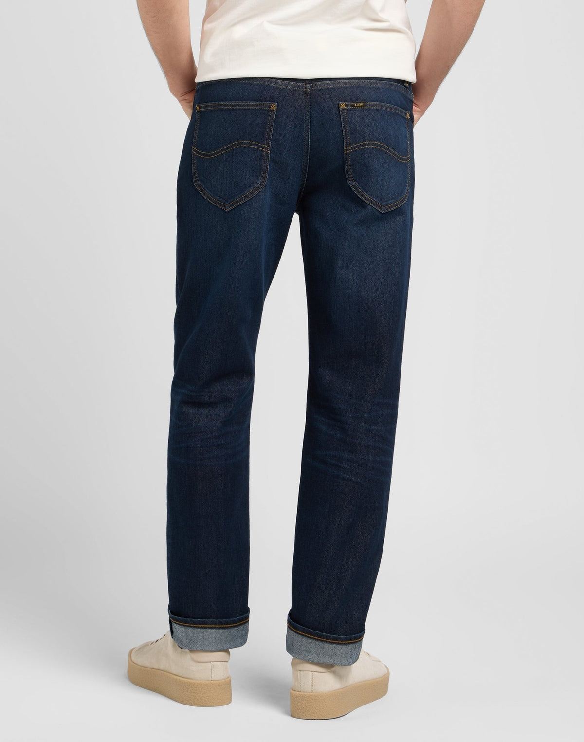 West in Strong Hand - LEE Schweiz