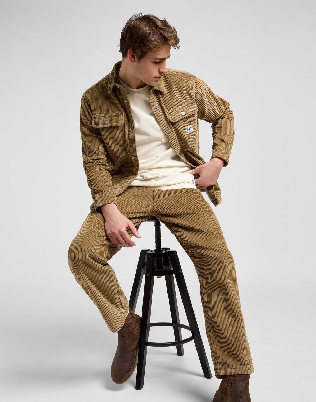 Workwear Overshirt in Dark Khaki - LEE Schweiz