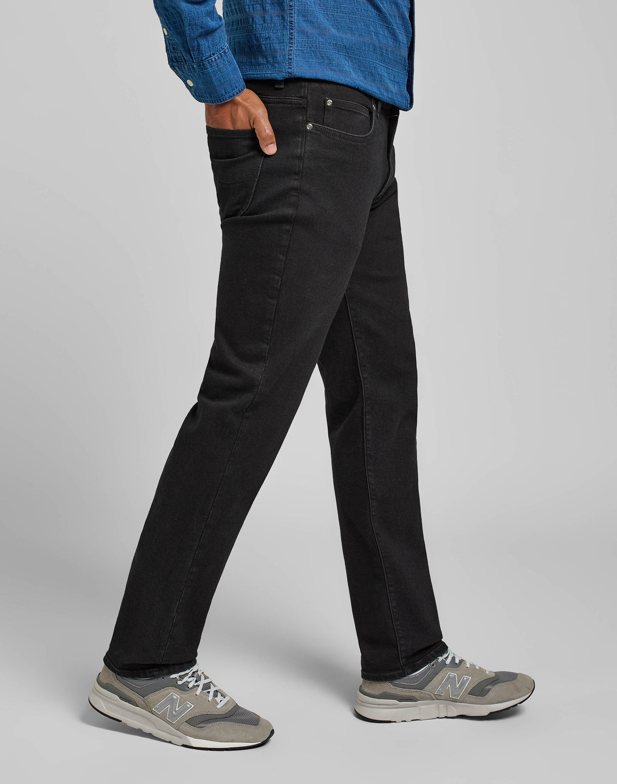 Straight Fit MVP in Black