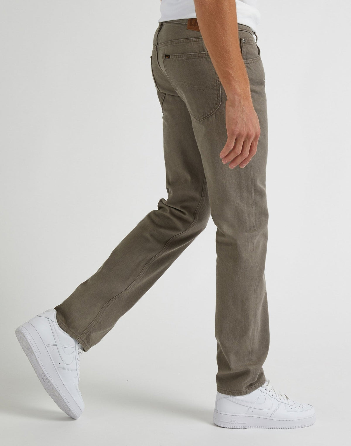 Daren Zip Fly Low Stretch in Mushroom - LEE Schweiz