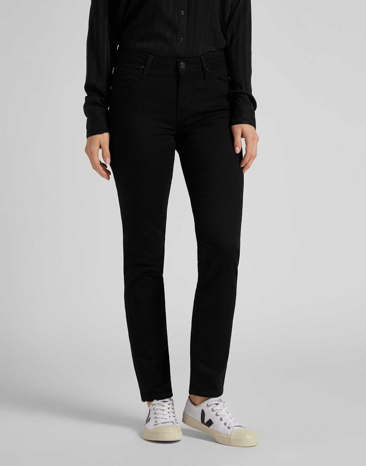 Elly in Black Rinse - LEE Schweiz
