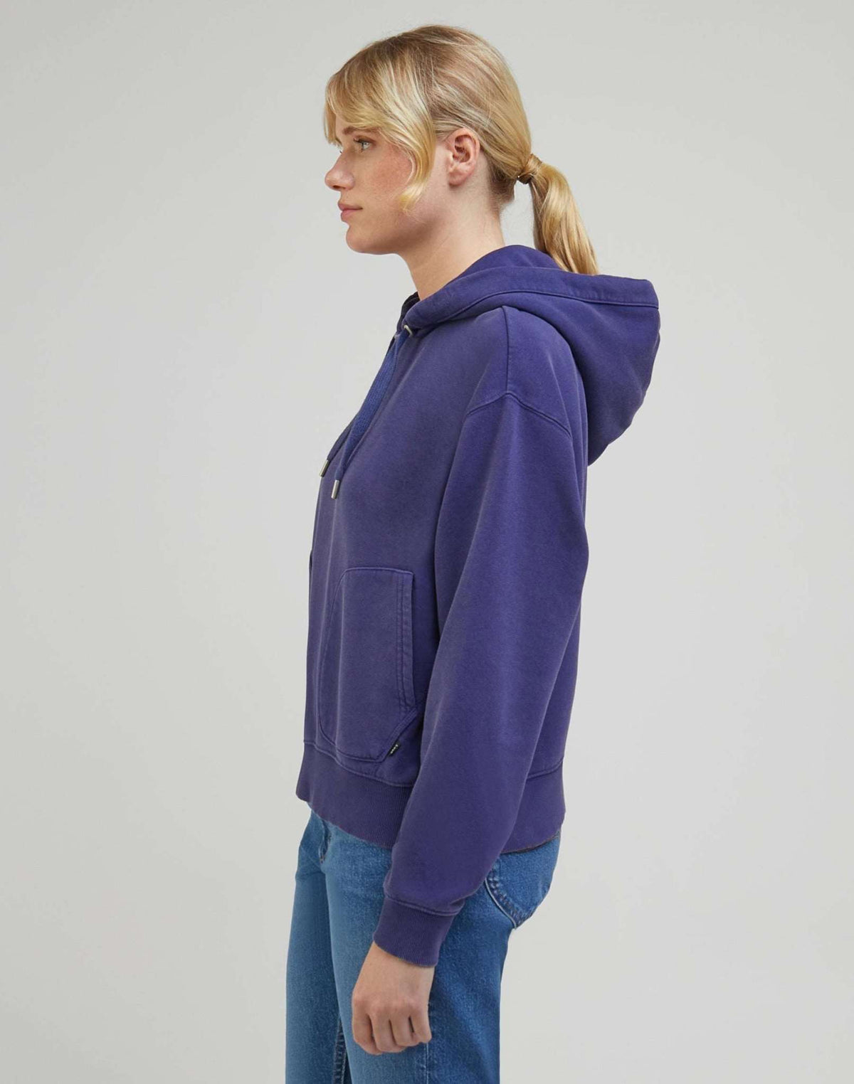 Relaxed Hoodie in Blueberry