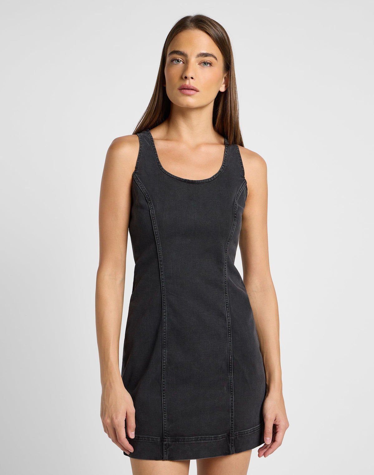 Foreverfit Dress in Black Avery