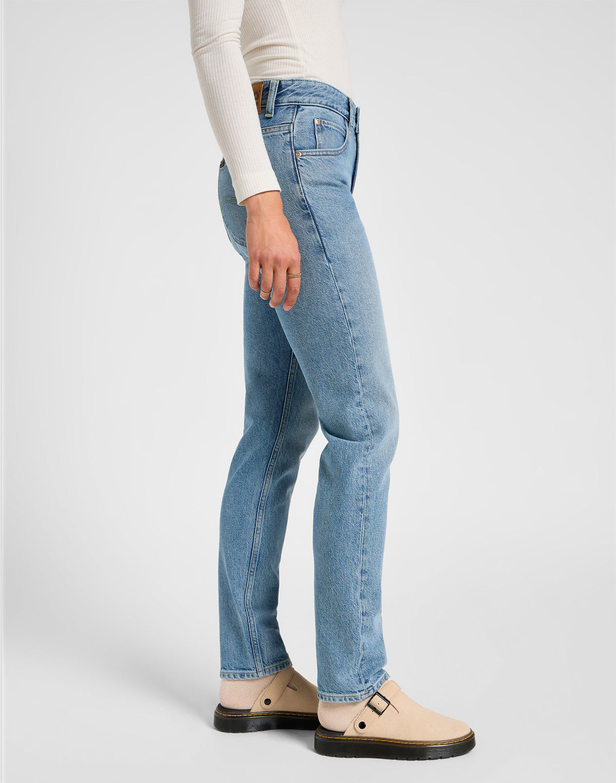 Rider Jeans in Laundry Line