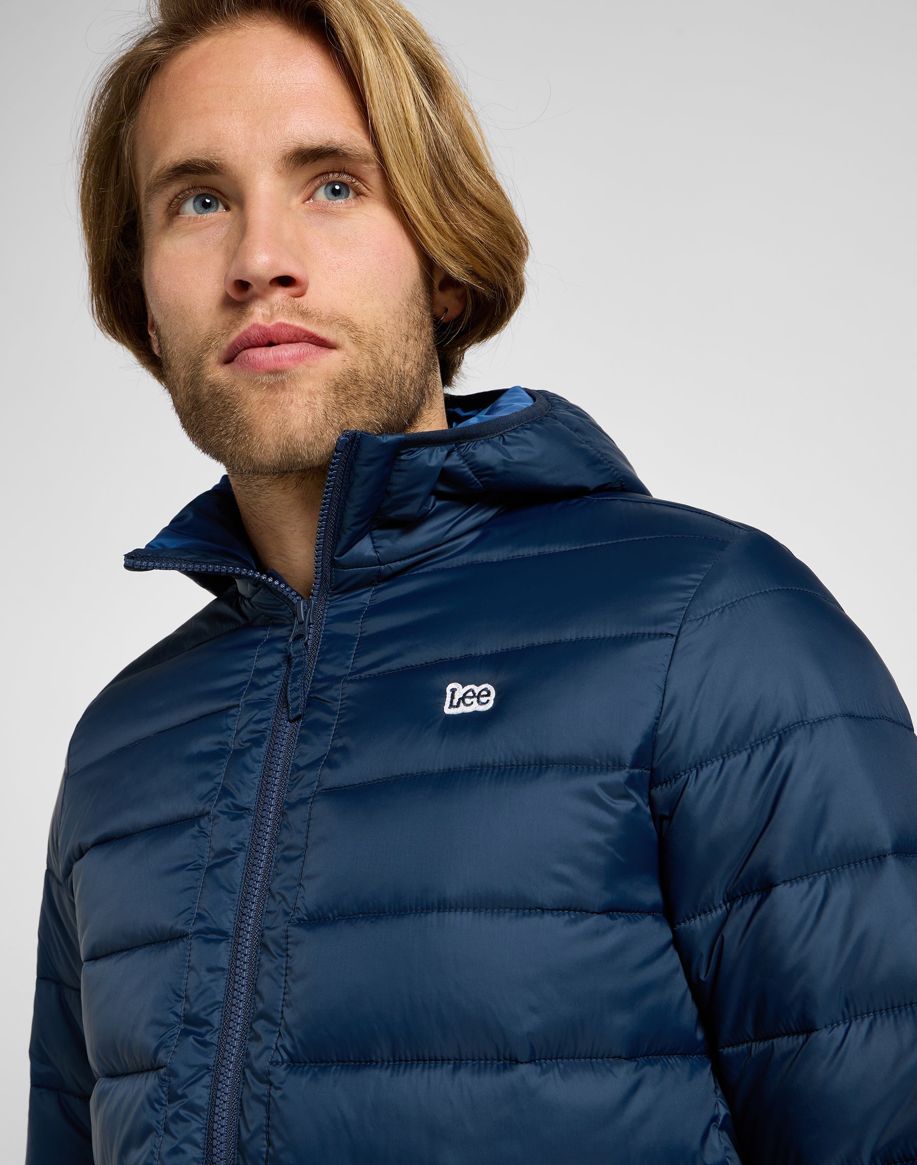 Light Puffer Jacket in Rivet Navy