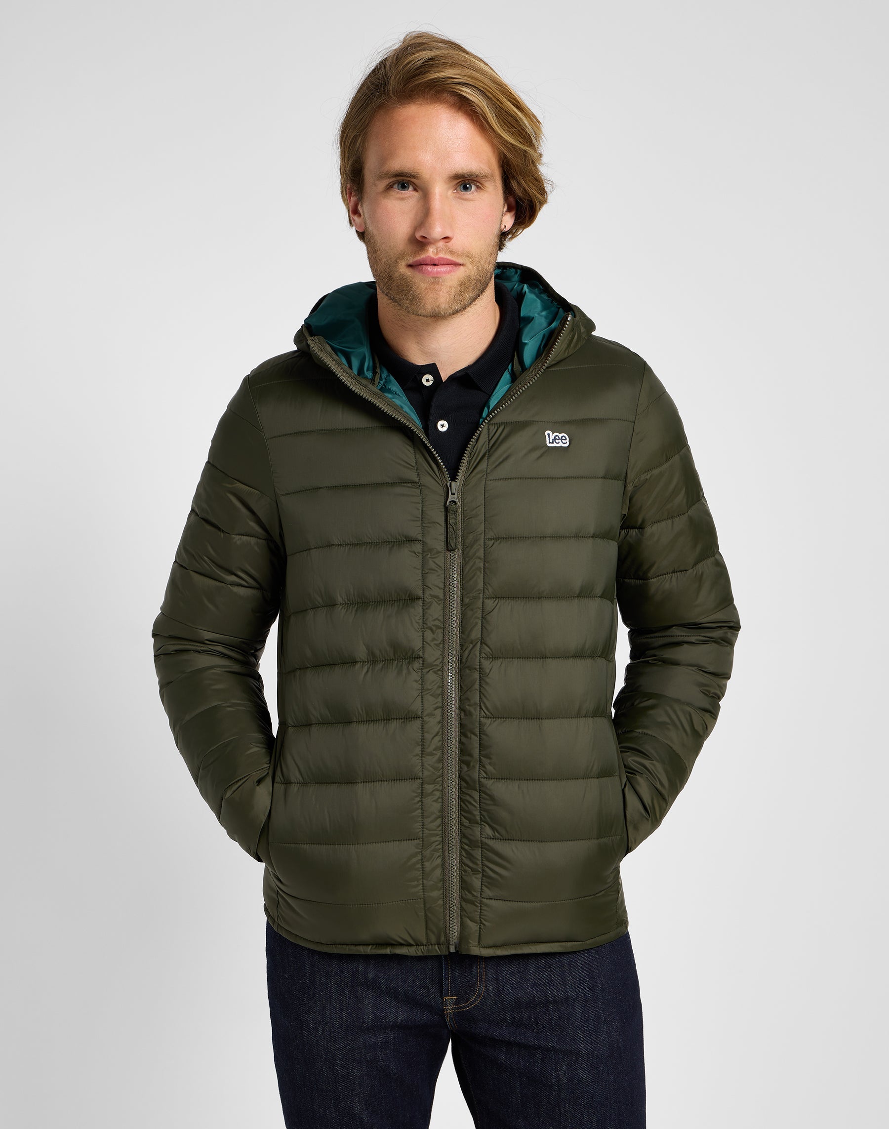 Light Puffer Jacket in Olive Night