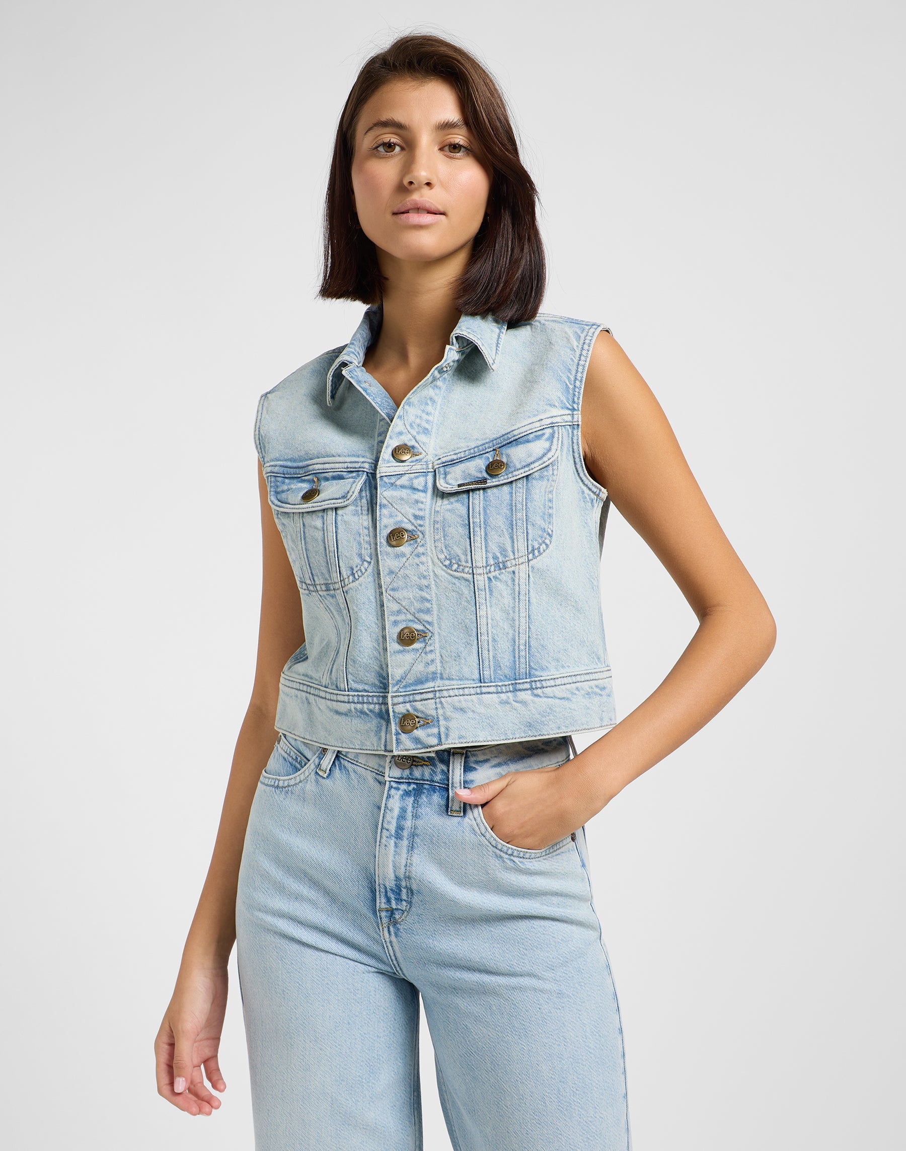 Cropped Rider Vest in Hint Of Rain