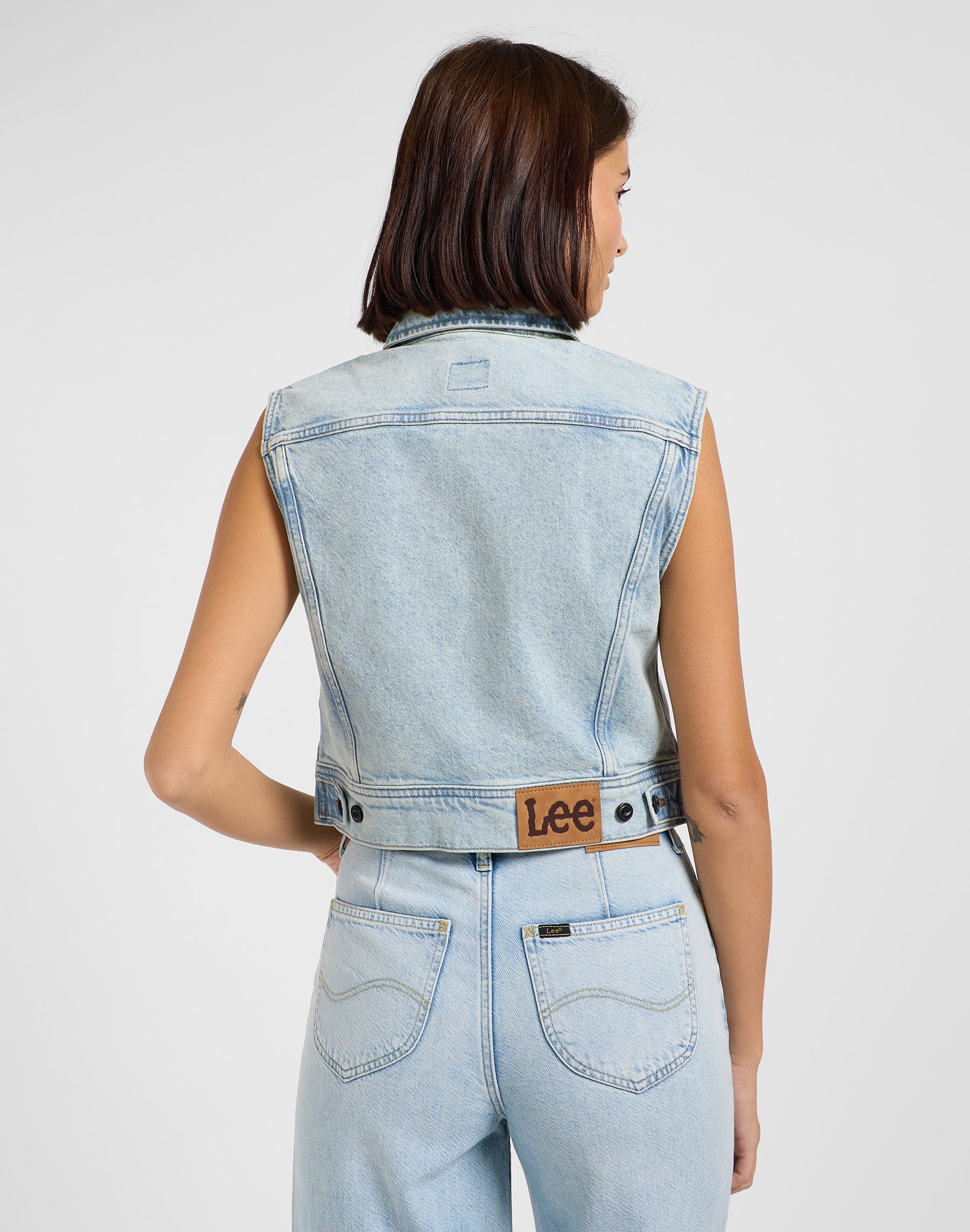 Cropped Rider Vest in Hint Of Rain