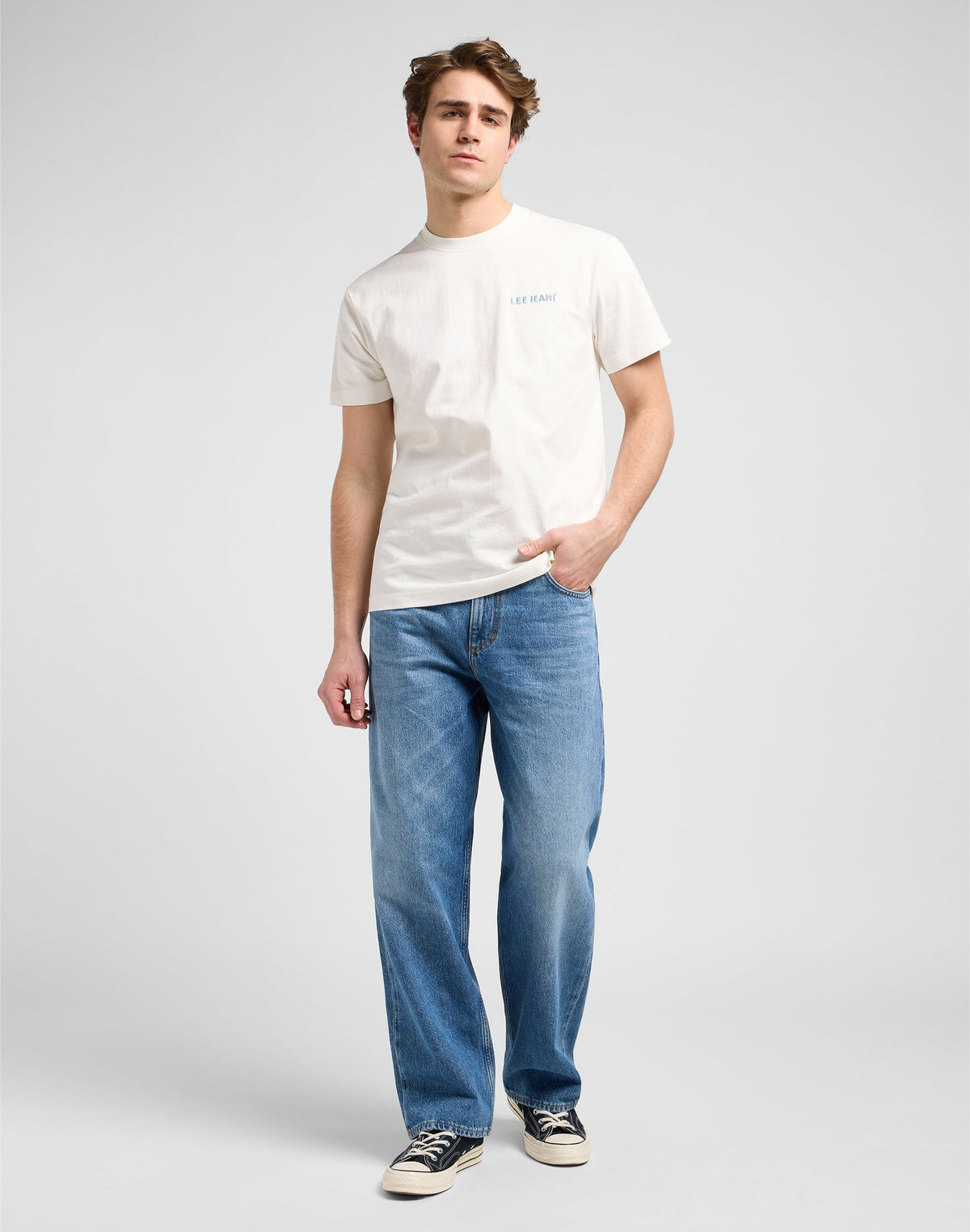 Ss Relaxed Graphic Tee in Ecru