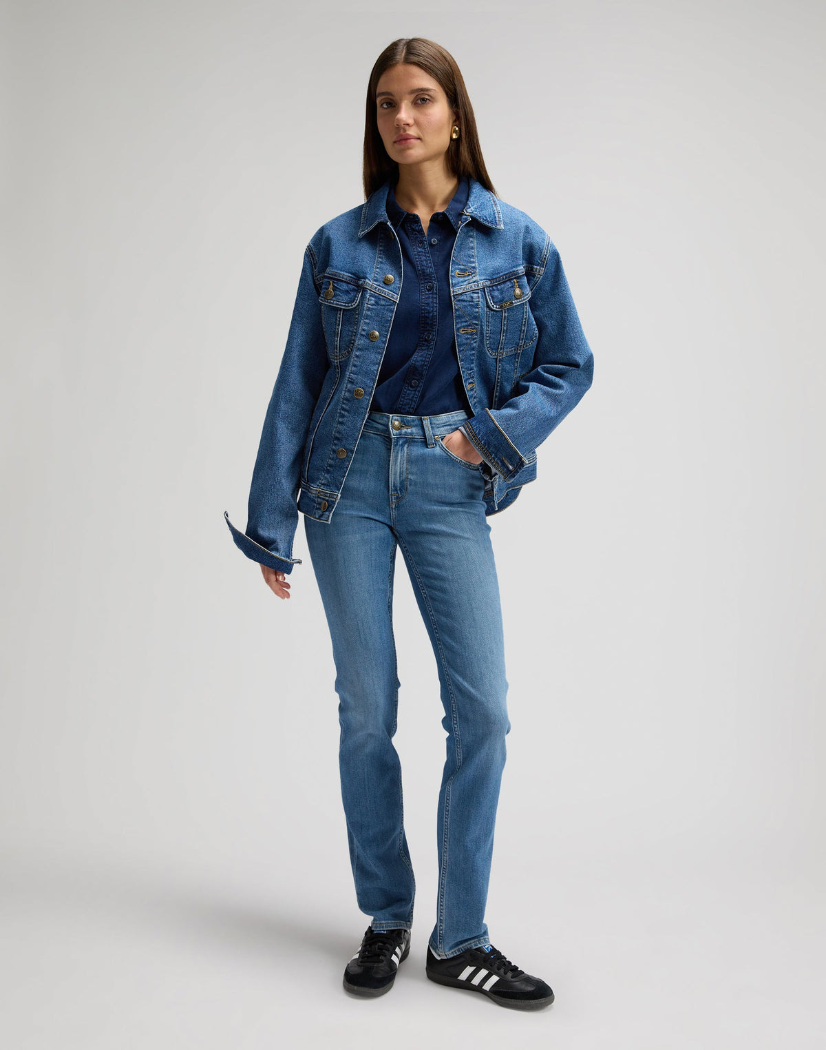 Marion in Cyber Blue
