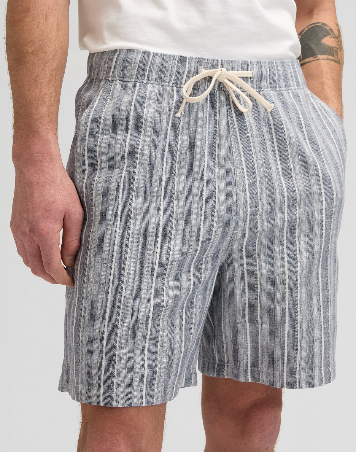 Vista Pull On Short in Mood Indigo