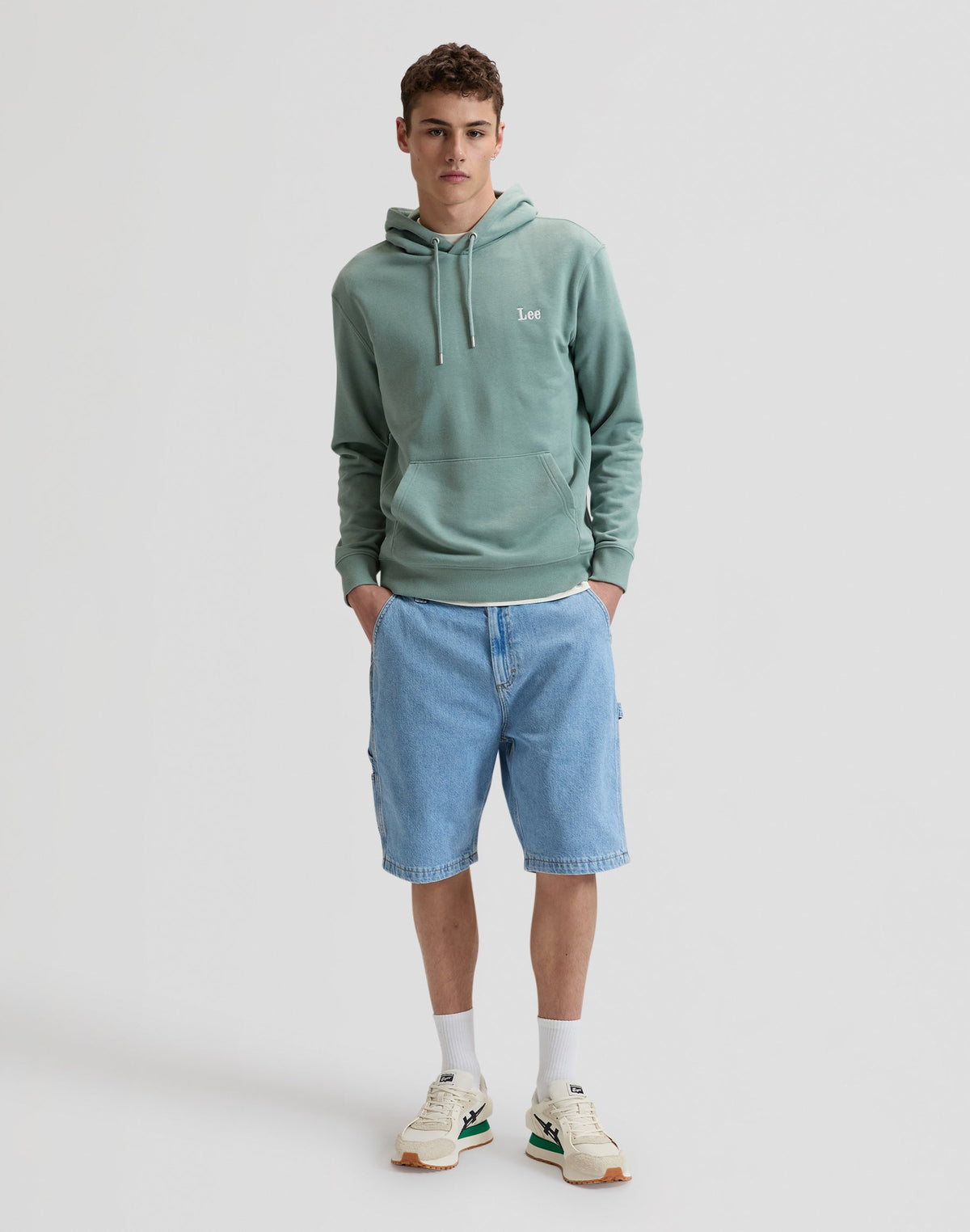 Essential Lee Hoodie in Desert Sage