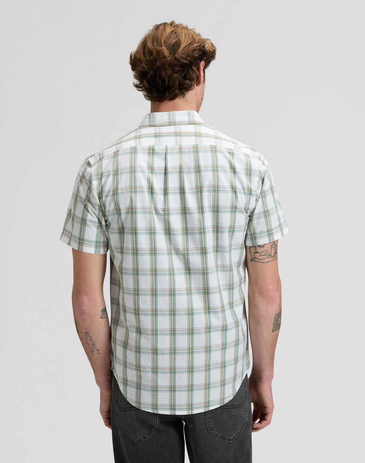 Lee Button Down Shortsleeve in Desert Sage Safari Plaid