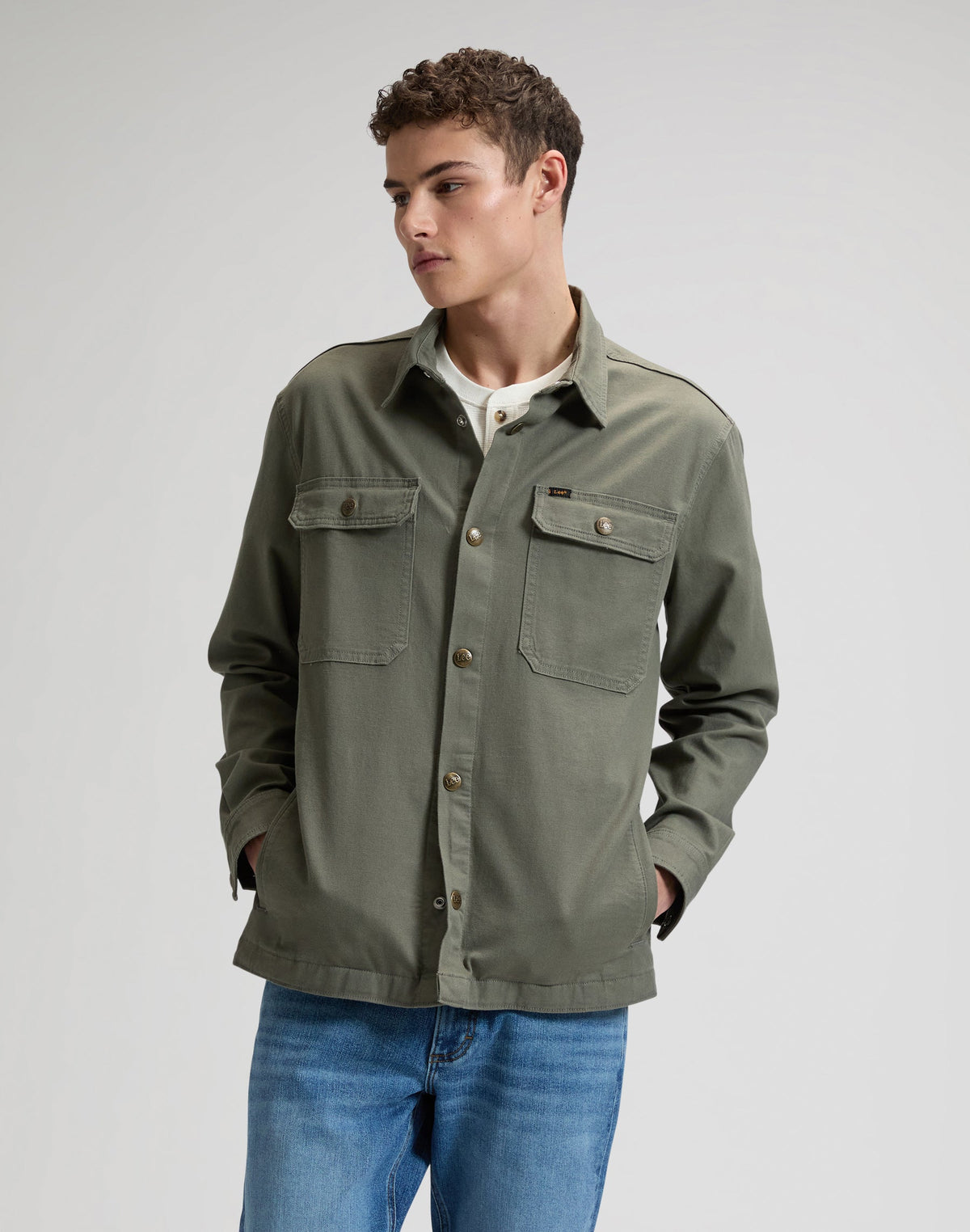 2 Pocket Overshirt in Lichen Olive
