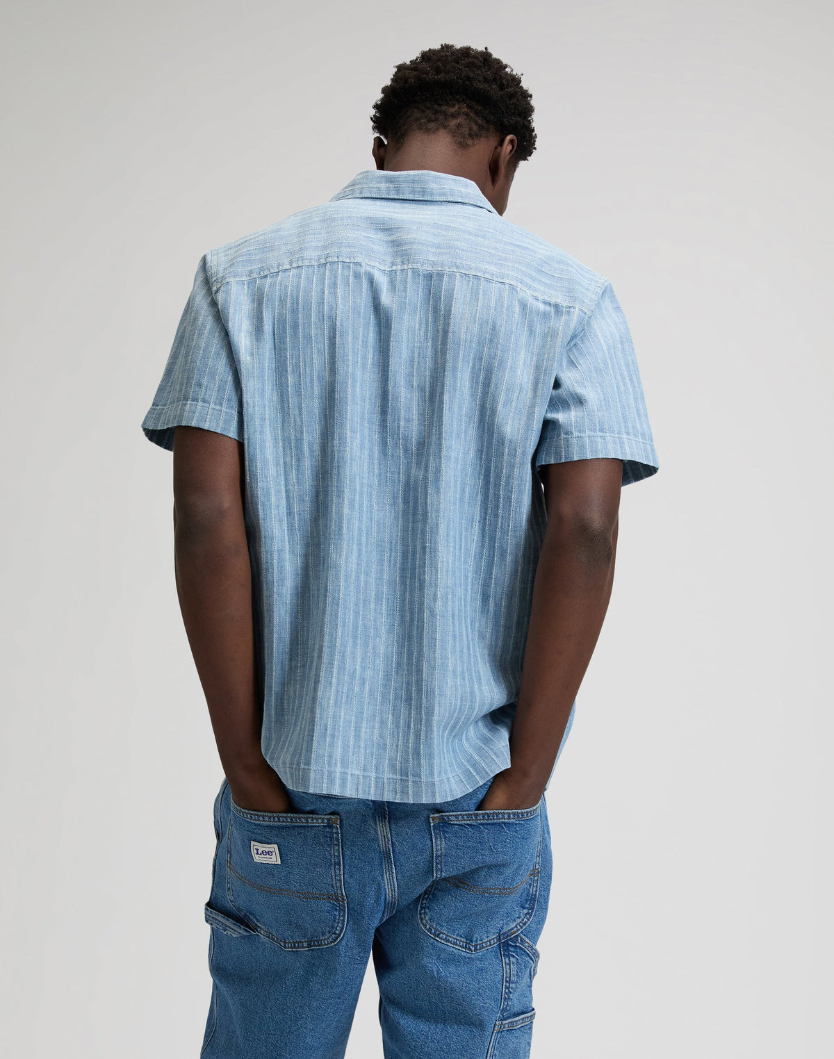 Novelty Resort Shirt in Mid Wash