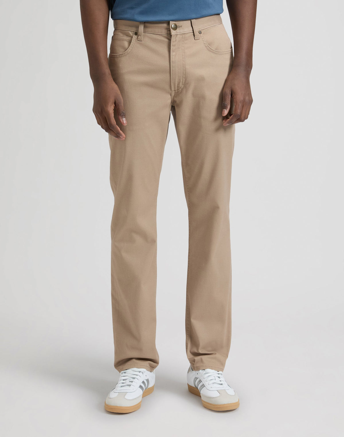 Daren in Dark Taupe