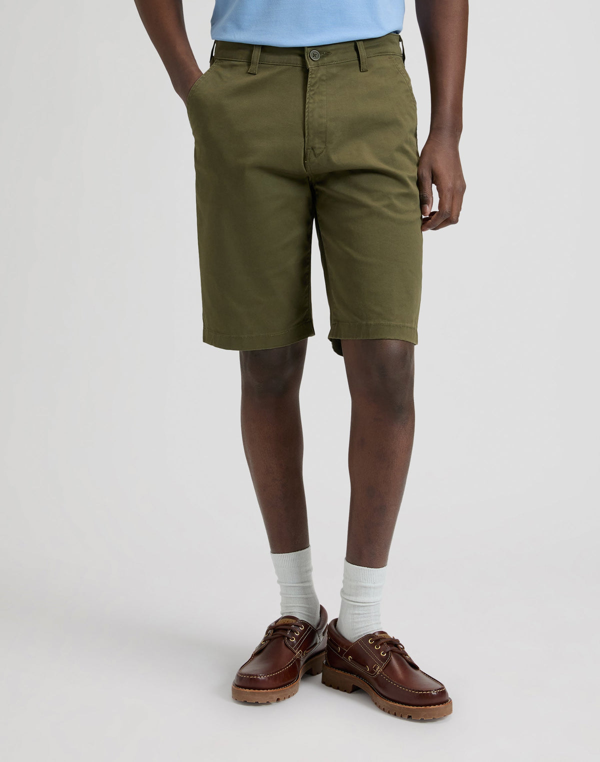 Regular Chino Short in Olive Moss