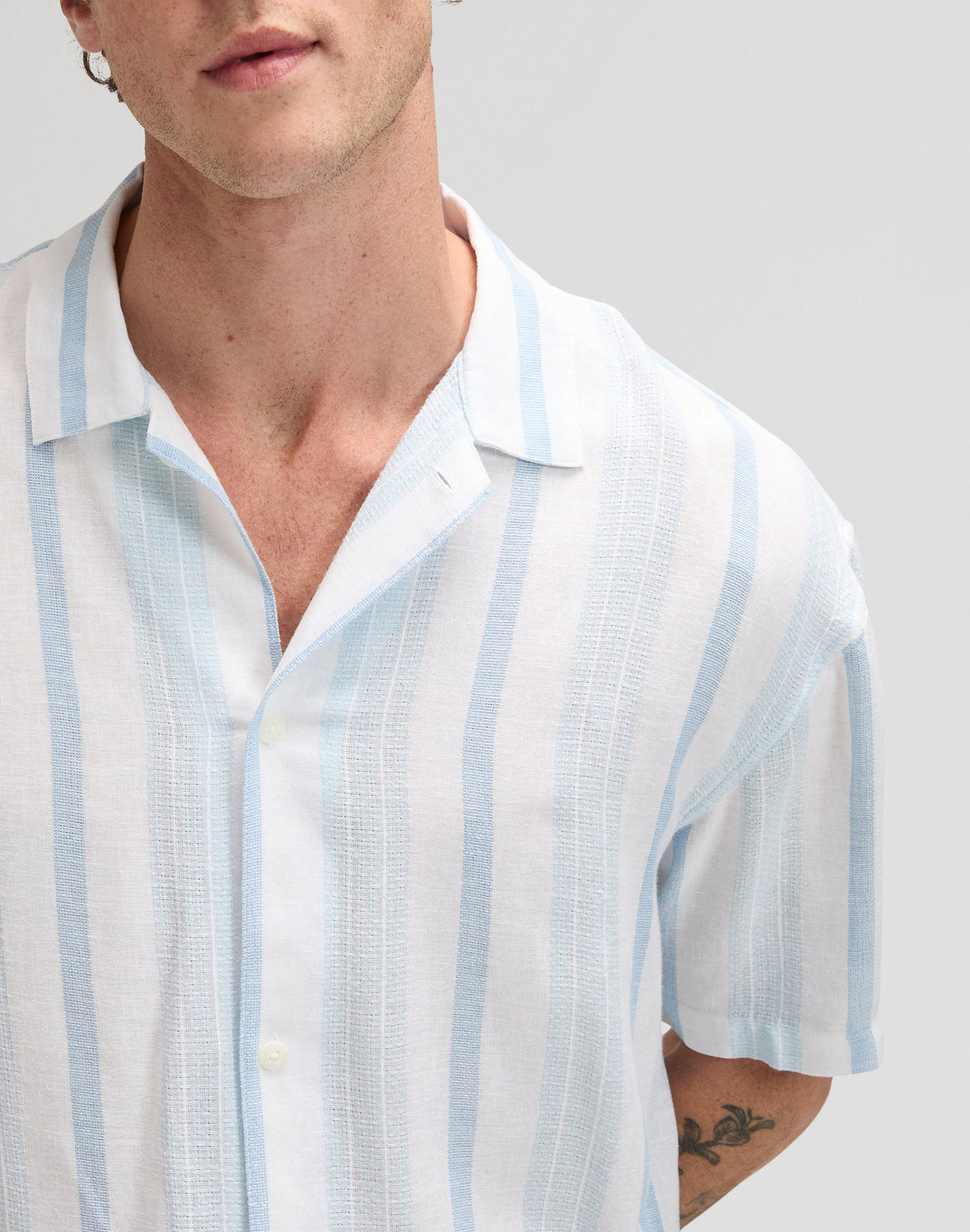 Rlx Resort Shirt in Beau Blue Stripe