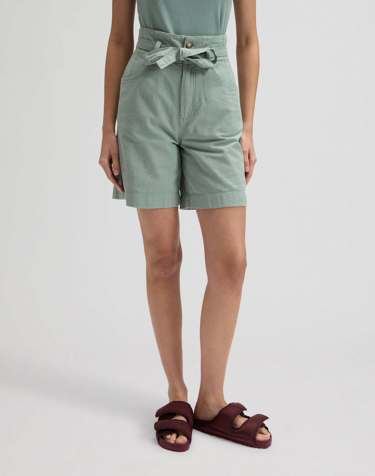 Pleated Bermuda in Desert Sage