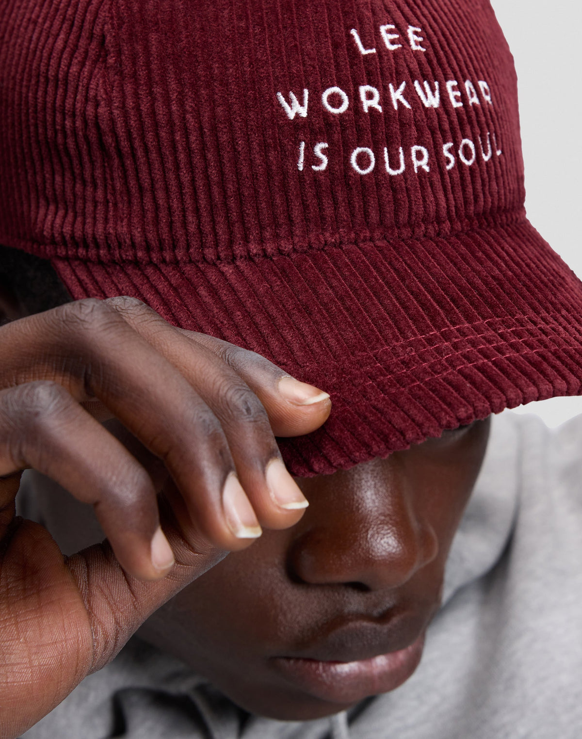 Cap Embroidery Workwear in Port