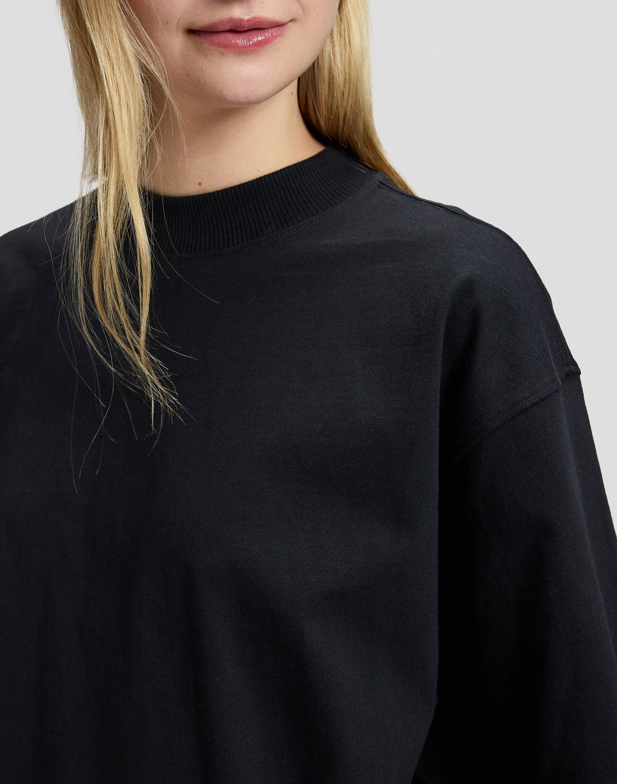 T-Shirt Elongated Boxy in Black