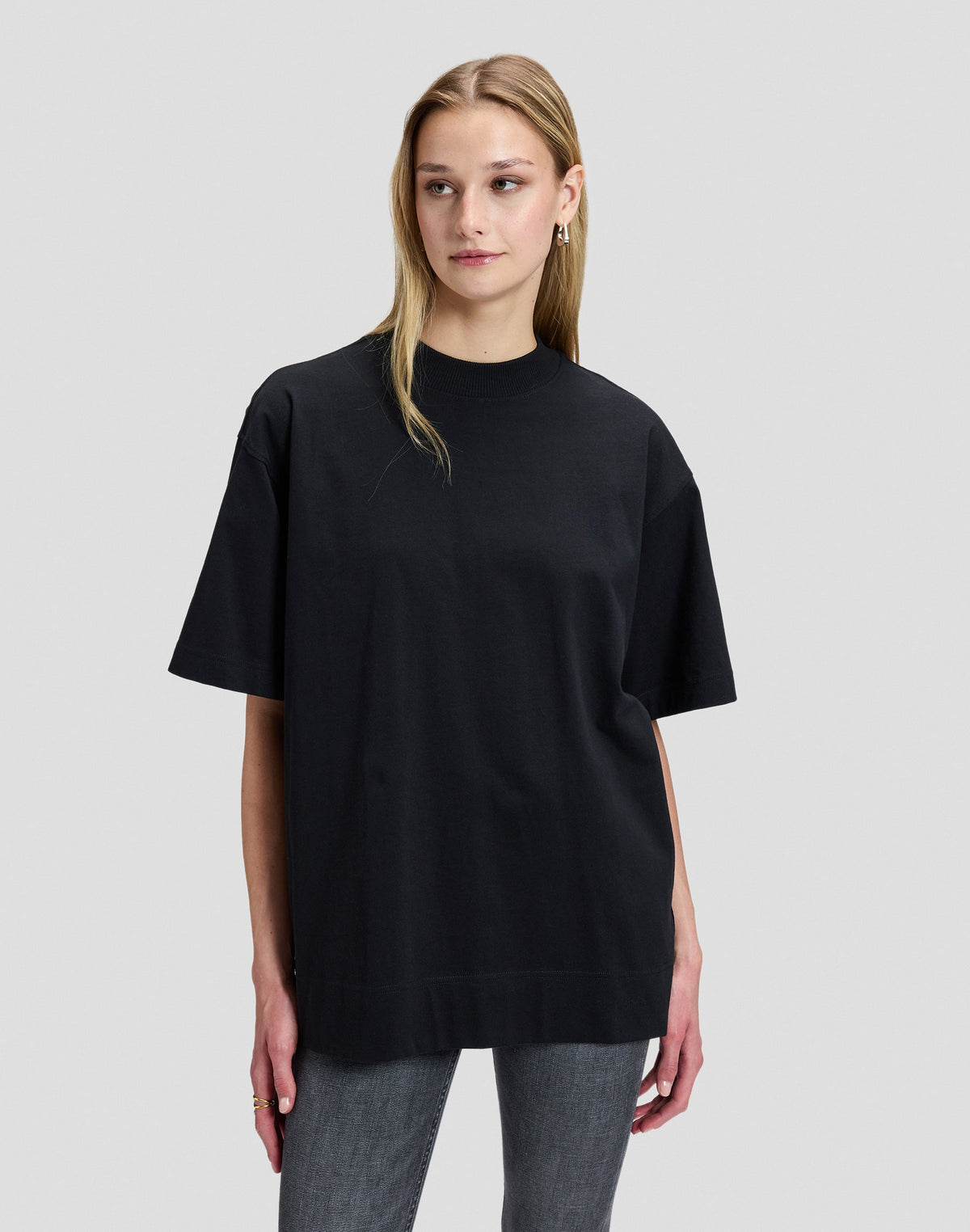 T-Shirt Elongated Boxy in Black