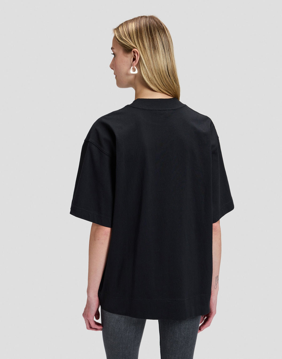 T-Shirt Elongated Boxy in Black