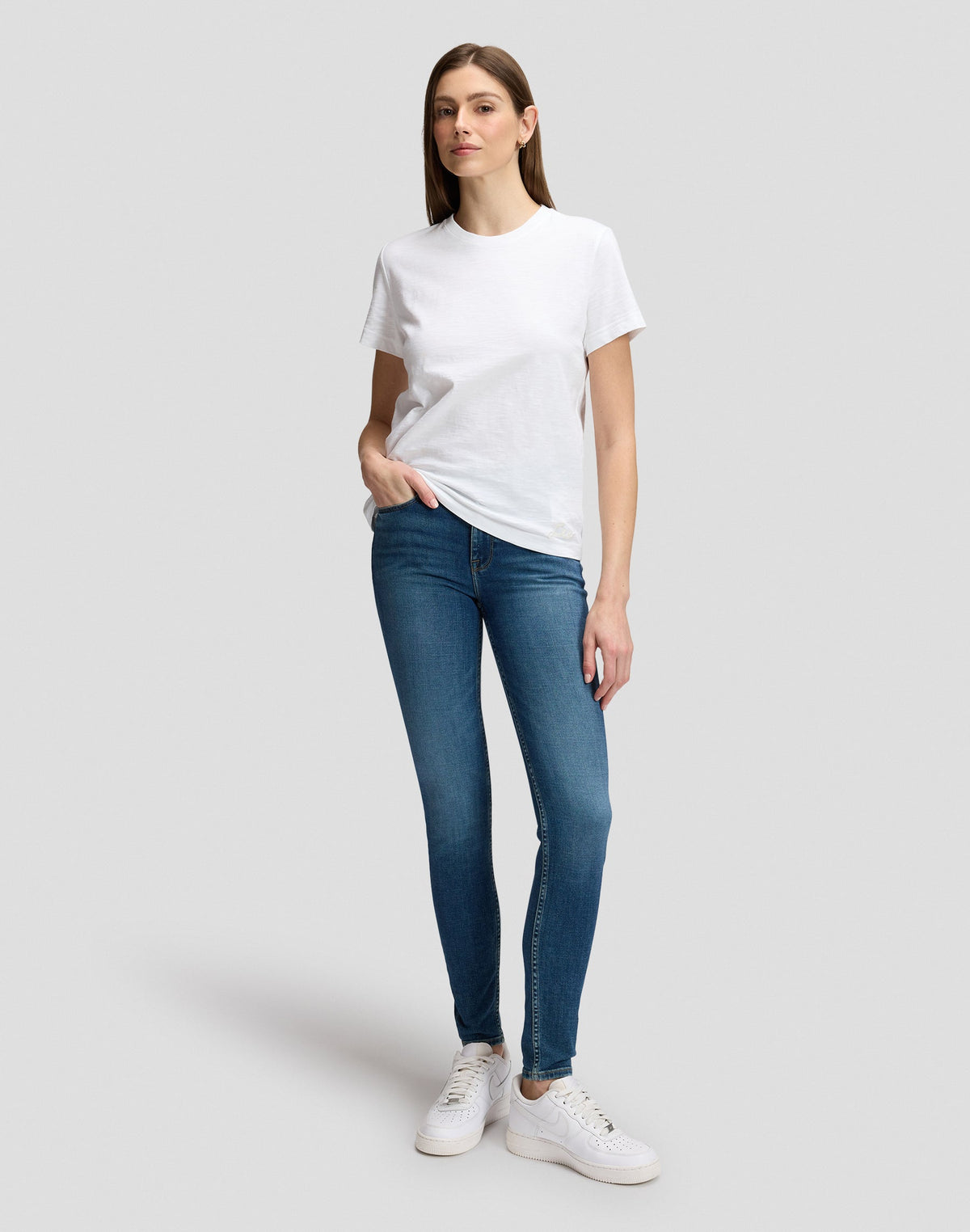 T-Shirt Perfect in Bright White